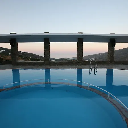 מלון Perla Pool Andros