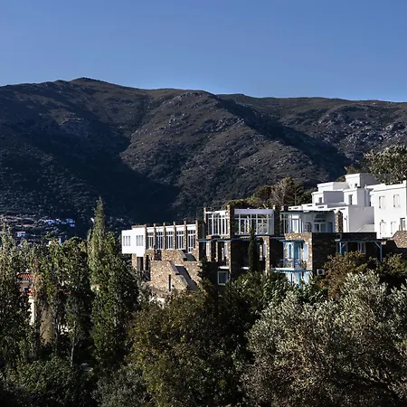 Perla Pool Andros מלון Ménites