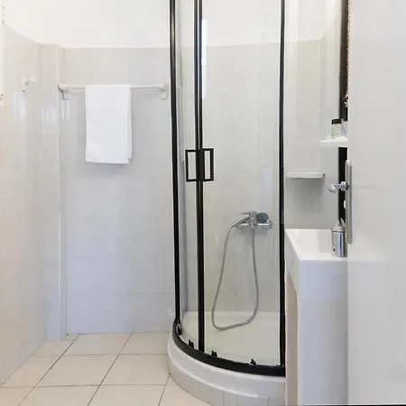 מלון Perla Pool Andros