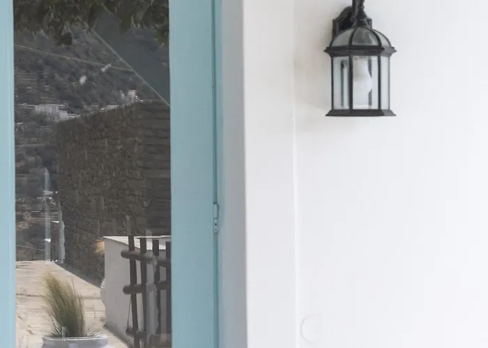 Perla Pool Andros Otel *