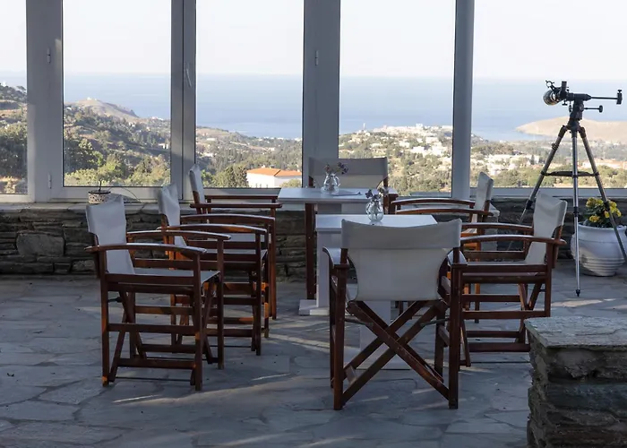 Perla Pool Andros Ménites