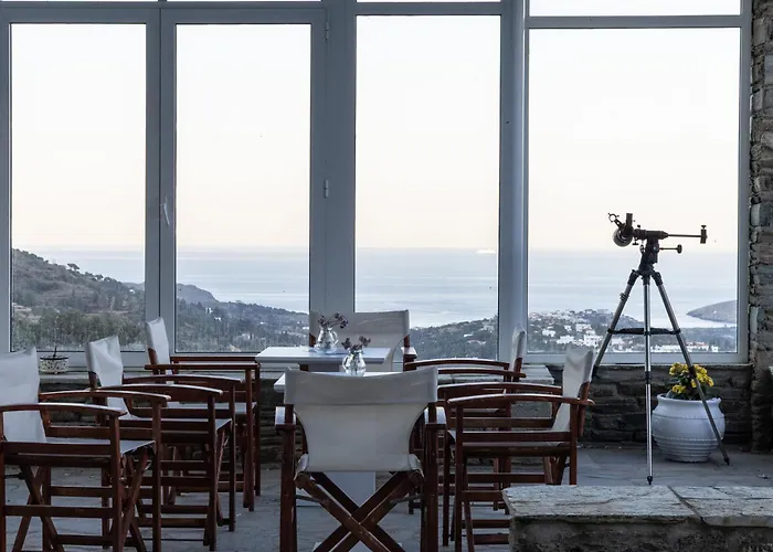 Perla Pool Andros * Ménites