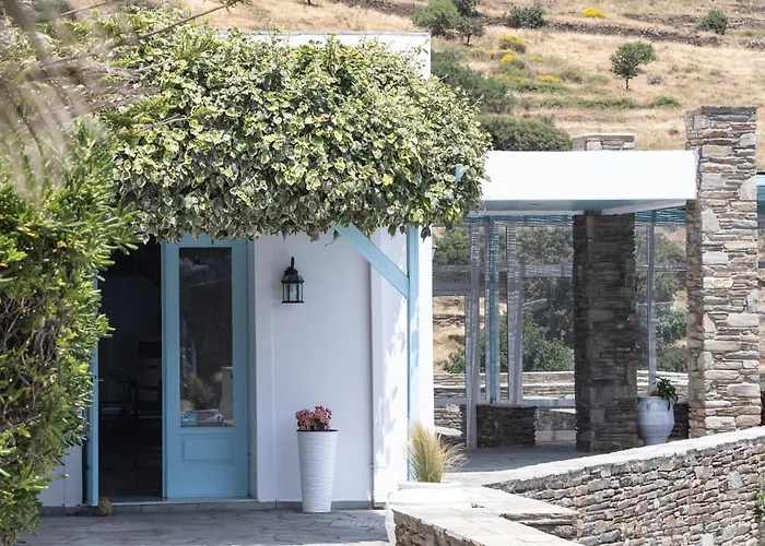 Otel Perla Pool Andros *