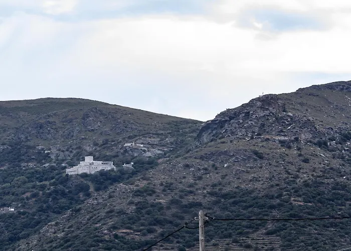 Otel Perla Pool Andros Ménites