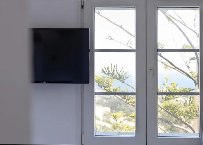 Otel Perla Pool Andros