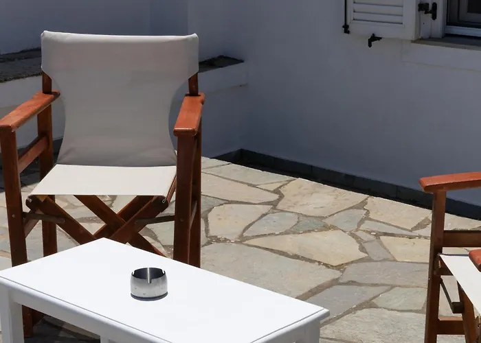 Otel Perla Pool Andros *